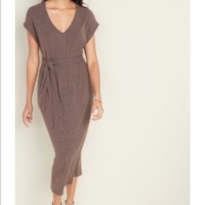 3/$30 NWT Grey Tie-Belt Rib-Knit Midi Shift Dress